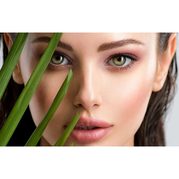 Colored Lenses for Special Occasions: Weddings, Parties, and Photoshoots