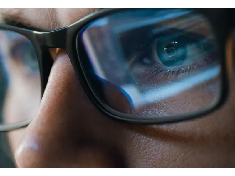 How to choose computer glasses when working 8+ hours a day?