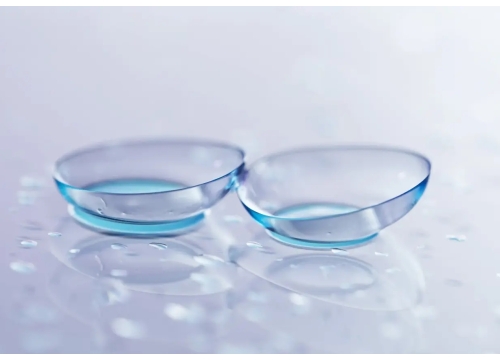 Silicone Hydrogel vs. Traditional Hydrogel: The Contact Lens differences