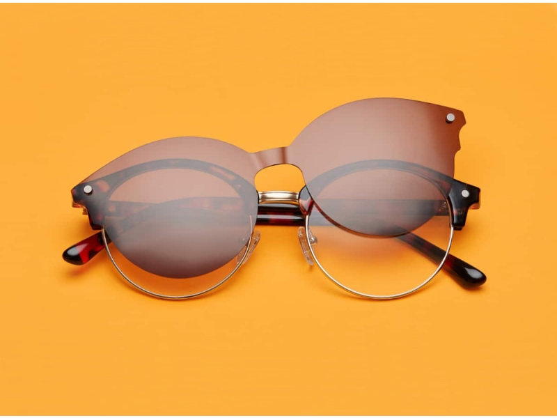 The Versatility of Clip-on Glasses: The Ultimate 2-in-1 Optical Solution