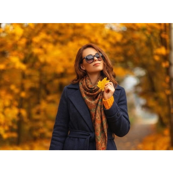 Sunglasses in the Cooler Months: Fashion or Absolute Necessity?