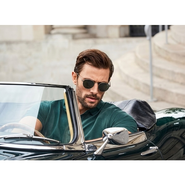 Top Men’s Sunglasses That Never Go Out of Style